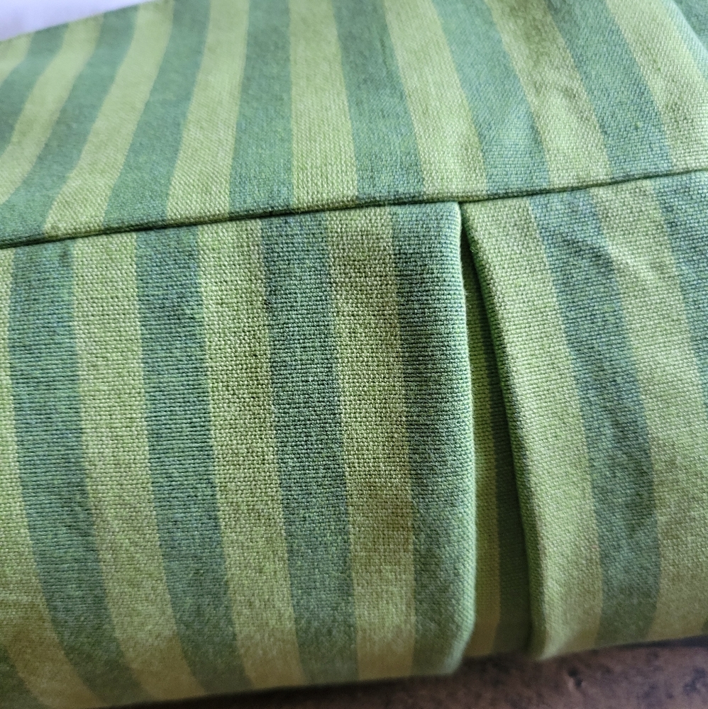 Custom tailored bed skirt Twin green lined - Picture 8 of 11
